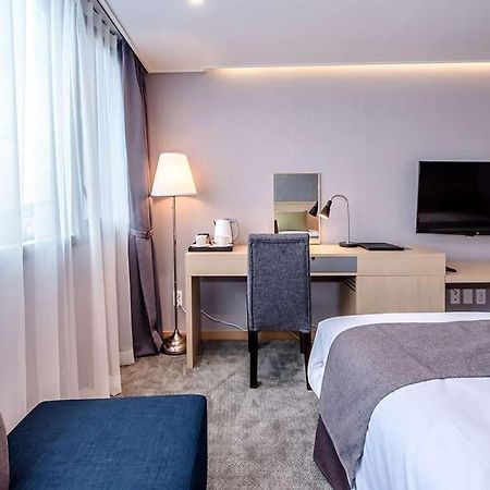 Hotel Shalom Csedzsu Kültér fotó